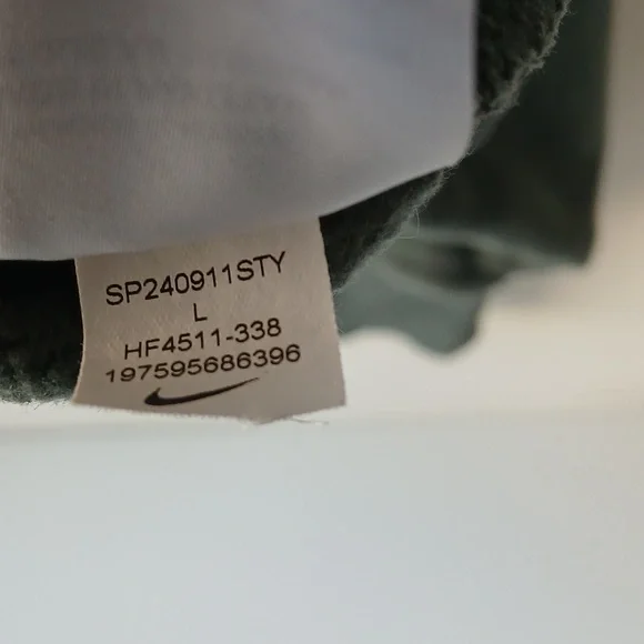 Nike Oversized Crop Sweatshirt Green Women's Large - Picture 6 of 7